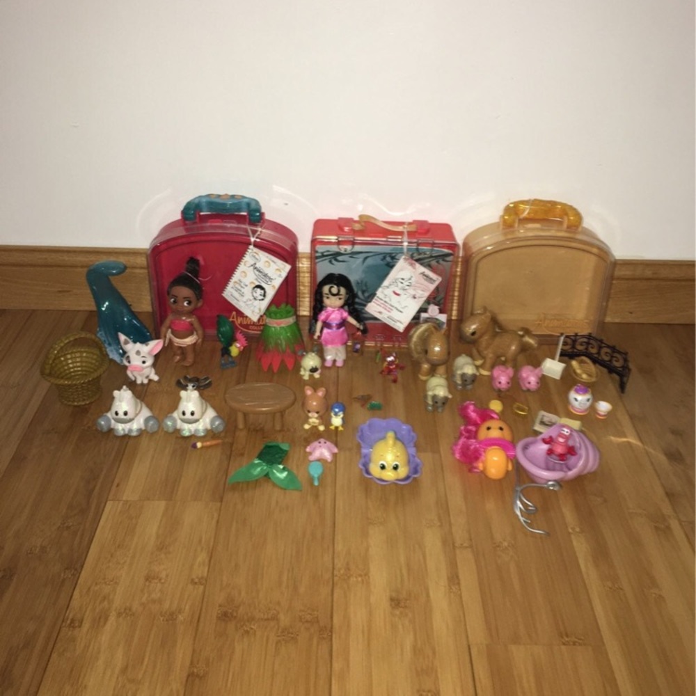 Disney Animators Collections:Moana,Mulan,Belle, Ariel,Snow White,Rapunzel Toys
